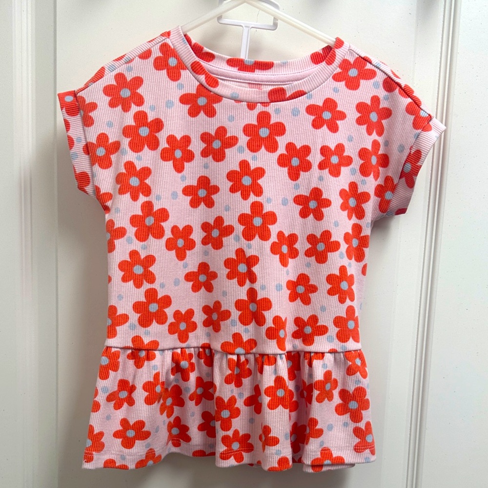 Cat & Jack Pink and Red Floral Short Sleeve Tee & Matching Shorts SZ 5